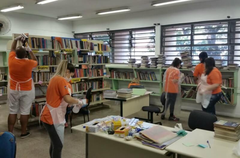 Voluntários iniciam revitalização de escola na Zona Leste