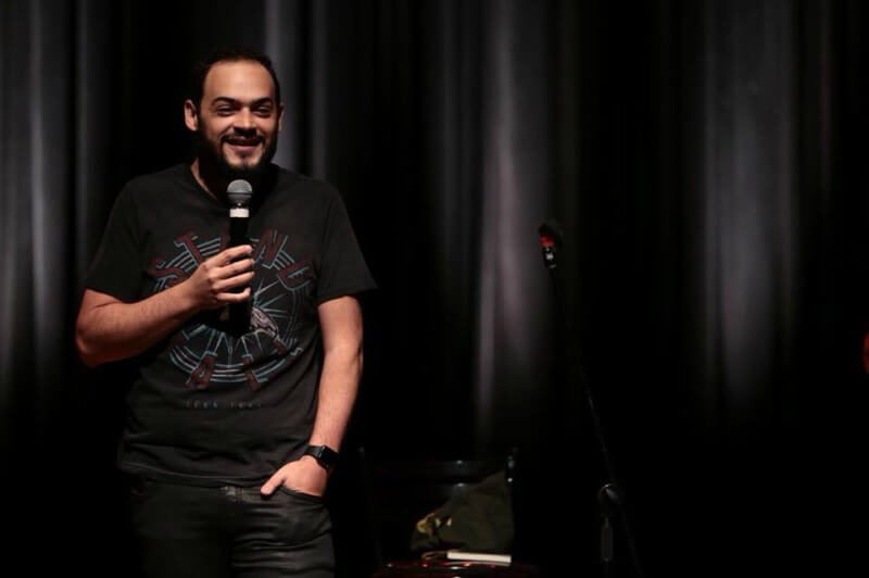 Matheus Ceará se apresenta em teatro no Tatuapé