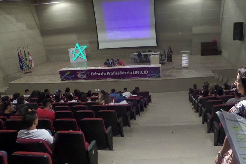 Universidade Cruzeiro do Sul e UNICID realizam Feira de Profissões na Zona Leste