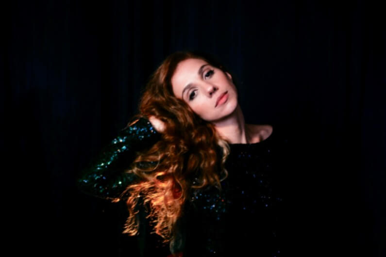 Zona Leste recebe a cantora Malu Maria