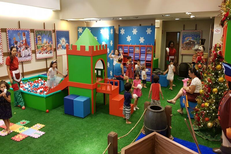 Nova temática do Espaço Kids do Central Plaza Shopping tem Playmobil