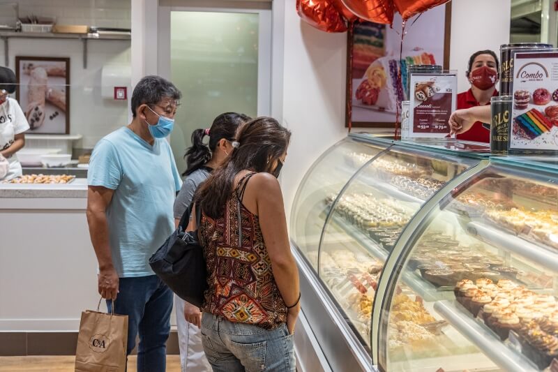Novidade na ZL! Shopping Anália Franco ganha unidade Carlo´s Bakery